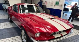 FORD MUSTANG 1967, FASTBACK TIPO SHELBY